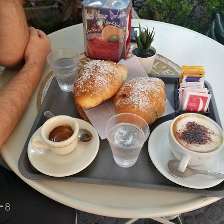 B&B Carme Naples Exterior photo